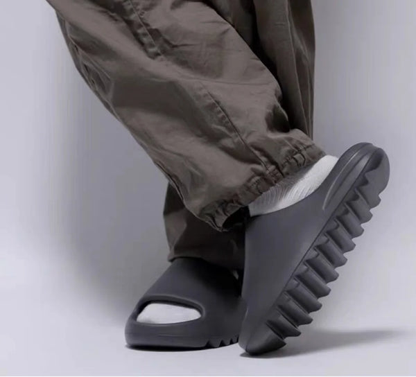 Casual Soft Bottom Slides